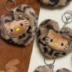 Hello Kitty Retro Leopard Doll Pendant