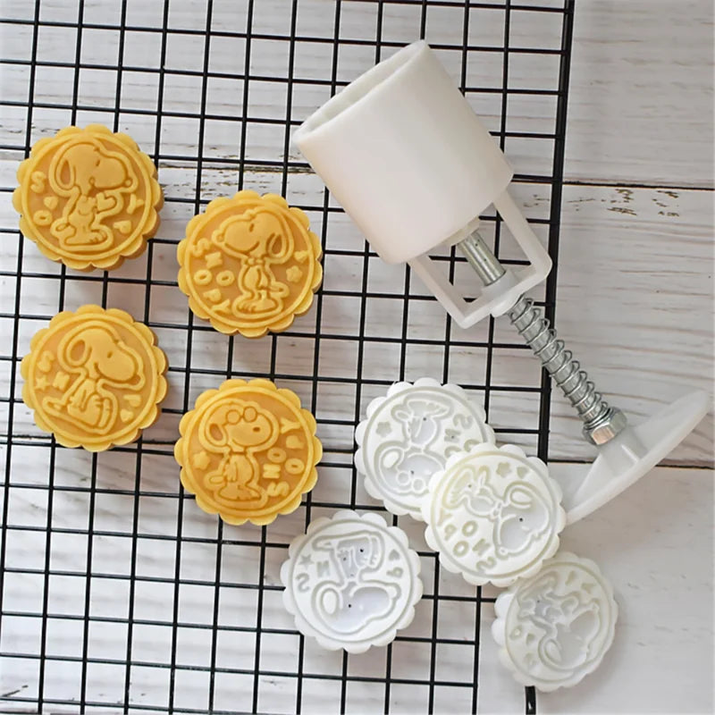 Sanrio Character Baking Mold - Image 5